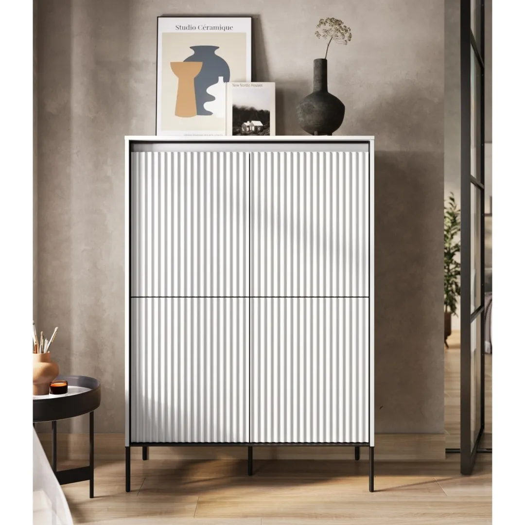 Wysoka komoda TREVIOLO, czterodrzwiowa